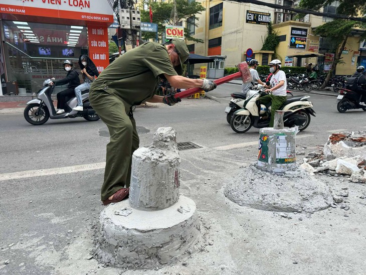 Phá dỡ trụ bê tông trước chung cư Lilama: Chưa rõ người vi phạm, khó xử lý dứt điểm- Ảnh 3.
