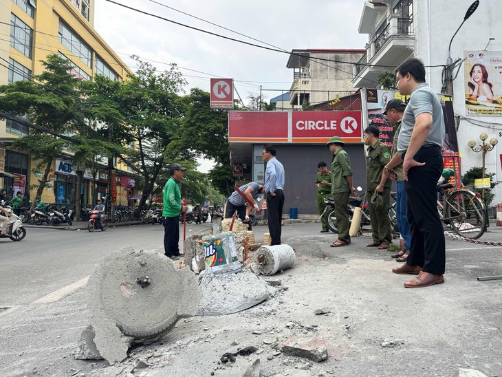Phá dỡ trụ bê tông trước chung cư Lilama: Chưa rõ người vi phạm, khó xử lý dứt điểm- Ảnh 5.