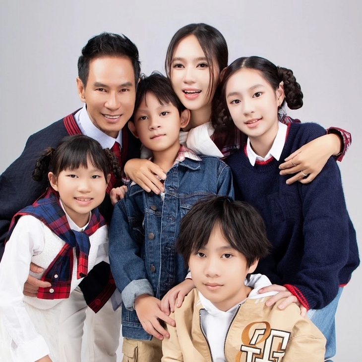 Vợ Lý Hải nói lý do bỏ sự nghiệp riêng, quan điểm dạy 4 con 'không giống ai'- Ảnh 5.