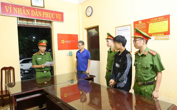Tạm giữ hình sự người hành hung điều dưỡng BVĐK tỉnh Nam Định