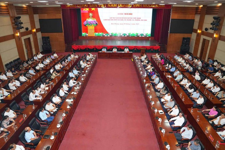 Không nể nang khi sắp xếp cán bộ cấp xã ở Hải Phòng- Ảnh 1. Không nể nang khi sắp xếp cán bộ cấp xã ở Hải Phòng- Ảnh 1.