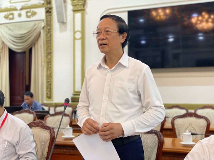 Thứ trưởng Bộ GD&ĐT: Quy mô kỳ thi THPT năm 2025 có thể khác nhau, nhưng an toàn phải như nhau- Ảnh 1.