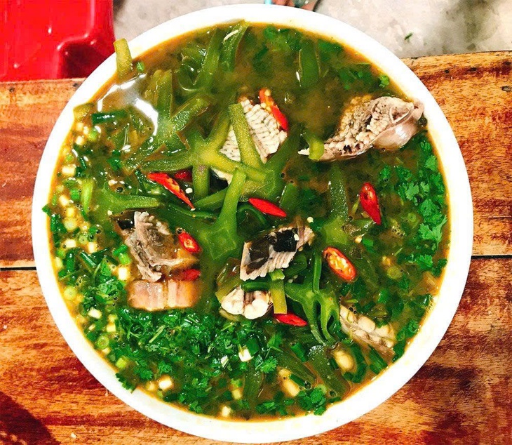 Biến cây dại đầy gai góc mọc trên cồn cát thành món ngon 'độc lạ'- Ảnh 5.