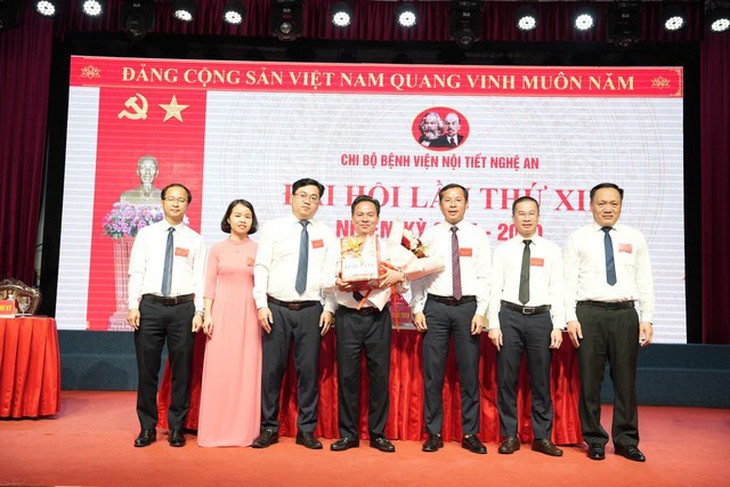 Bệnh viện Nội tiết Nghệ An: Khát vọng phát triển, vững bước trong kỷ nguyên mới- Ảnh 8.