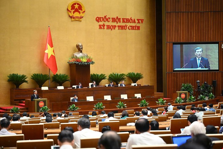 Luật Hóa chất (sửa đổi): Nhiều quy định về sử dụng hóa chất sản xuất thuốc, nguyên liệu làm thuốc bị cấm- Ảnh 2. Luật Hóa chất (sửa đổi): Nhiều quy định về sử dụng hóa chất sản xuất thuốc, nguyên liệu làm thuốc bị cấm- Ảnh 2.