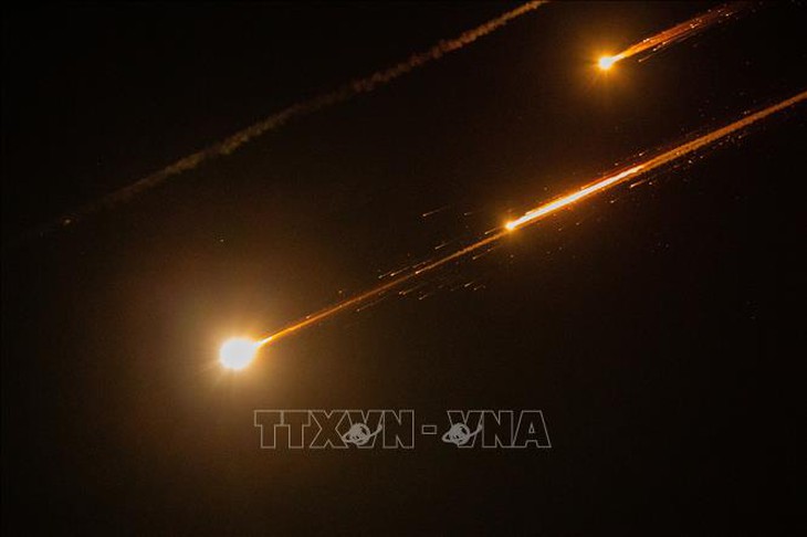 Israel tấn công trụ sở Bộ Quốc phòng Iran- Ảnh 1.