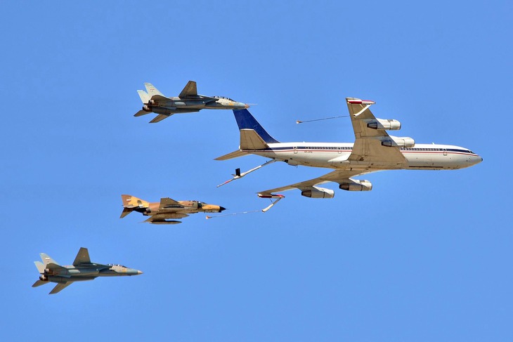 Israel không kích phá hủy máy bay tiếp dầu duy nhất của Iran- Ảnh 1.