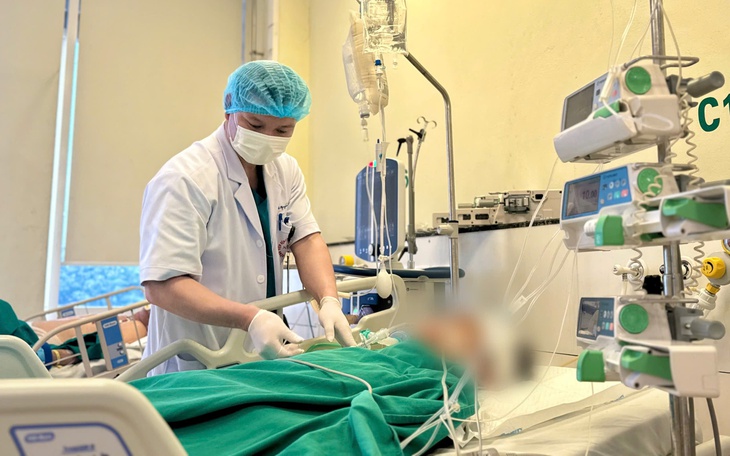Bệnh nhân "không tên" và 180 phút giành giật sự sống từ tay tử thần