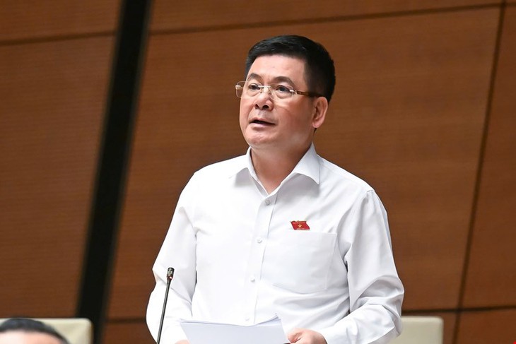 Xử lý hàng giả, hàng nhái trên TMĐT gặp khó, Bộ trưởng Bộ Công Thương đưa giải pháp nào?- Ảnh 1. Xử lý hàng giả, hàng nhái trên TMĐT gặp khó, Bộ trưởng Bộ Công Thương đưa giải pháp nào?- Ảnh 1.