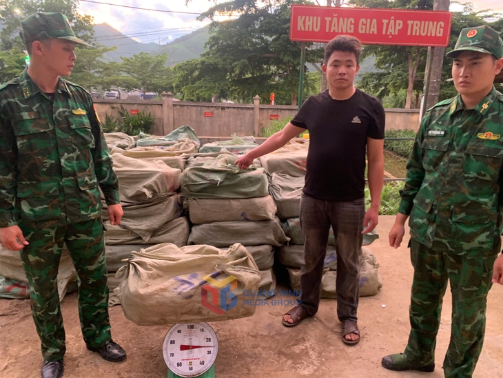 Gần 3 tấn nầm lợn đông lạnh không rõ nguồn gốc suýt lên bàn nhậu- Ảnh 1.