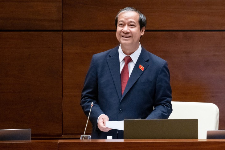 Hôm nay, 2 tư lệnh ngành tài chính và giáo dục ngồi 'ghế nóng' trả lời chất vấn ĐBQH- Ảnh 2. Hôm nay, 2 tư lệnh ngành tài chính và giáo dục ngồi 'ghế nóng' trả lời chất vấn ĐBQH- Ảnh 2.