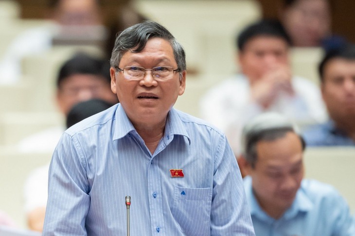 'Thông qua hệ thống đấu thầu, tất cả các loại thuốc vào bệnh viện đều phải có nguồn gốc, xuất xứ rõ ràng'- Ảnh 2. 'Thông qua hệ thống đấu thầu, tất cả các loại thuốc vào bệnh viện đều phải có nguồn gốc, xuất xứ rõ ràng'- Ảnh 2.
