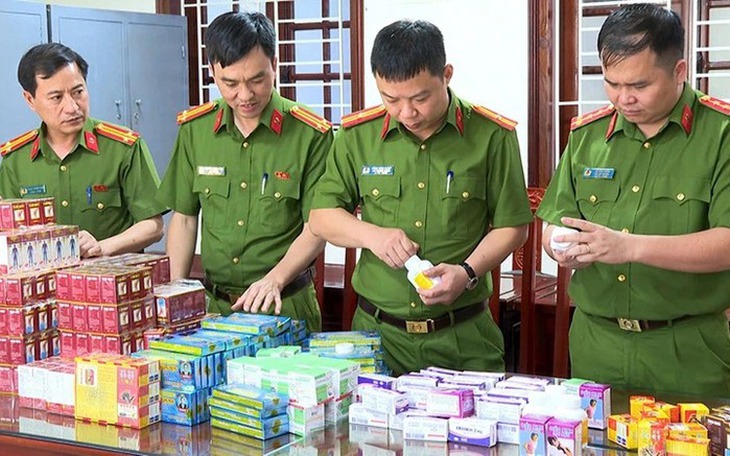 "Thông qua hệ thống đấu thầu, tất cả các loại thuốc vào bệnh viện đều phải có nguồn gốc, xuất xứ rõ ràng"