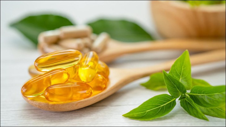 Những lưu ý quan trọng khi bổ sung vitamin E- Ảnh 1.
