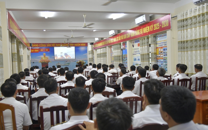Hơn 4.000 người ở Đại học Đà Lạt được tuyên truyền về biển đảo- Ảnh 3.
