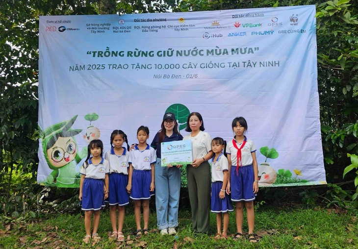 Tiếp tục kiến tạo giá trị bền vững: OPES trao tặng gần 1.300 cây giống tại tỉnh Tây Ninh- Ảnh 2.
