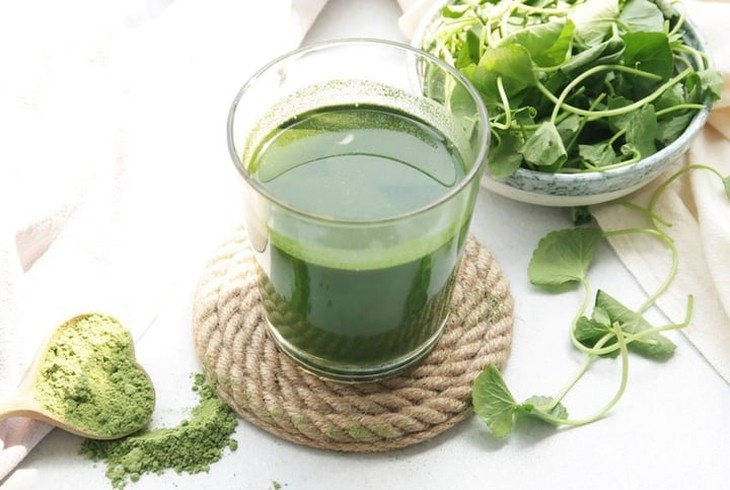 Thải độc, giải nhiệt cho cơ thể mùa nắng nóng với những loại nước dễ kiếm, rẻ tiền- Ảnh 1.