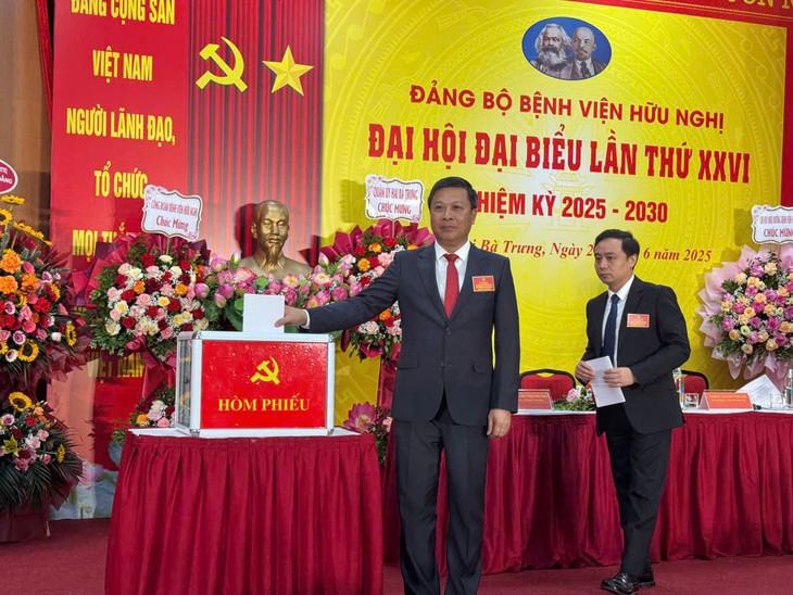 Đại hội Đảng bộ Bệnh viện Hữu Nghị lần thứ XXVI nhiệm kỳ 2025-2030 thành công tốt đẹp- Ảnh 1. Đại hội Đảng bộ Bệnh viện Hữu Nghị lần thứ XXVI nhiệm kỳ 2025-2030 thành công tốt đẹp- Ảnh 1.