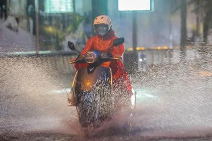 Đợt mưa dông mạnh ở miền Bắc kéo dài đến khi nào?- Ảnh 2.