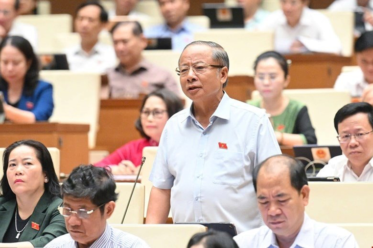 Bộ trưởng Bộ GD&ĐT nói gì về bạo lực học đường?- Ảnh 4. Bộ trưởng Bộ GD&ĐT nói gì về bạo lực học đường?- Ảnh 4.