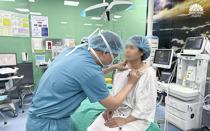 Hạn chế sẹo cho bệnh nhân phẫu thuật K giáp?- Ảnh 1.
