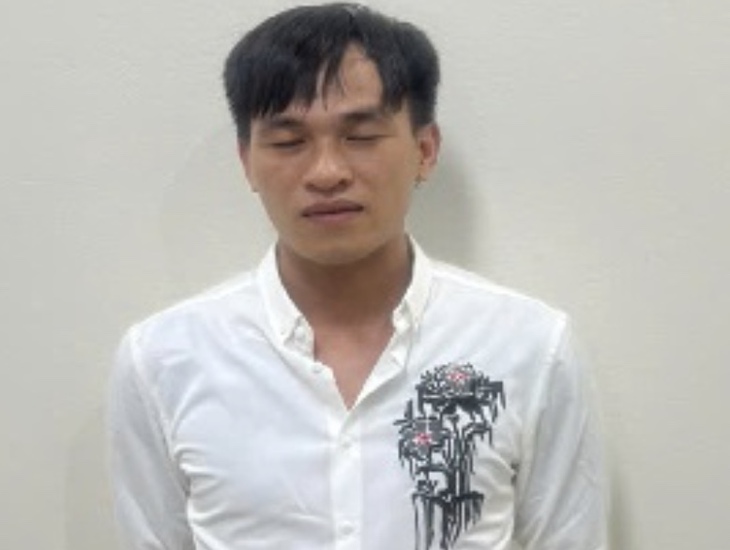 Bắt đối tượng hành hung 2 nữ sinh giữa phố ở Bắc Giang- Ảnh 1.