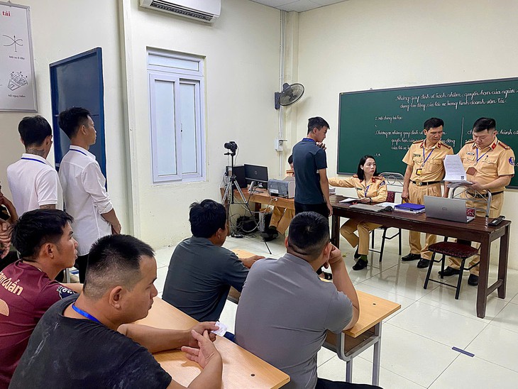 Sát hạch lái xe tại Hà Nội: Có gì mới và cần lưu ý gì trước khi thi?- Ảnh 2.
