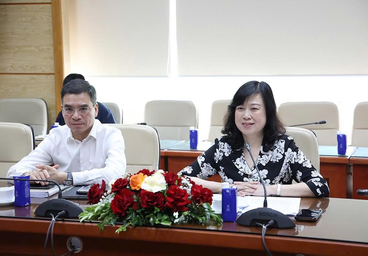 Bộ trưởng Đào Hồng Lan tiếp xã giao Đại sứ Cuba tại Việt Nam- Ảnh 1. Bộ trưởng Đào Hồng Lan tiếp xã giao Đại sứ Cuba tại Việt Nam- Ảnh 1.