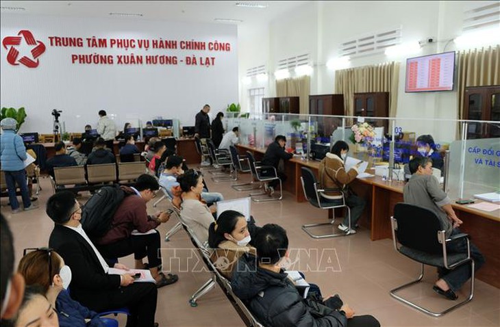 Nghiêm cấm tổ chức liên hoan, chúc mừng nhận chức, lên chức liên quan đến sắp xếp, hợp nhất đơn vị hành chính- Ảnh 1.