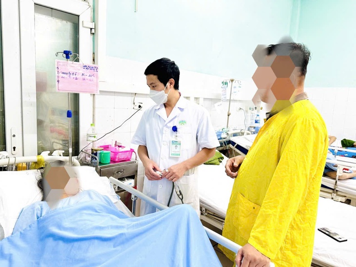 Chạy đua từng phút với tử thần cứu sống bệnh nhân ngừng tim do điện giật- Ảnh 1.