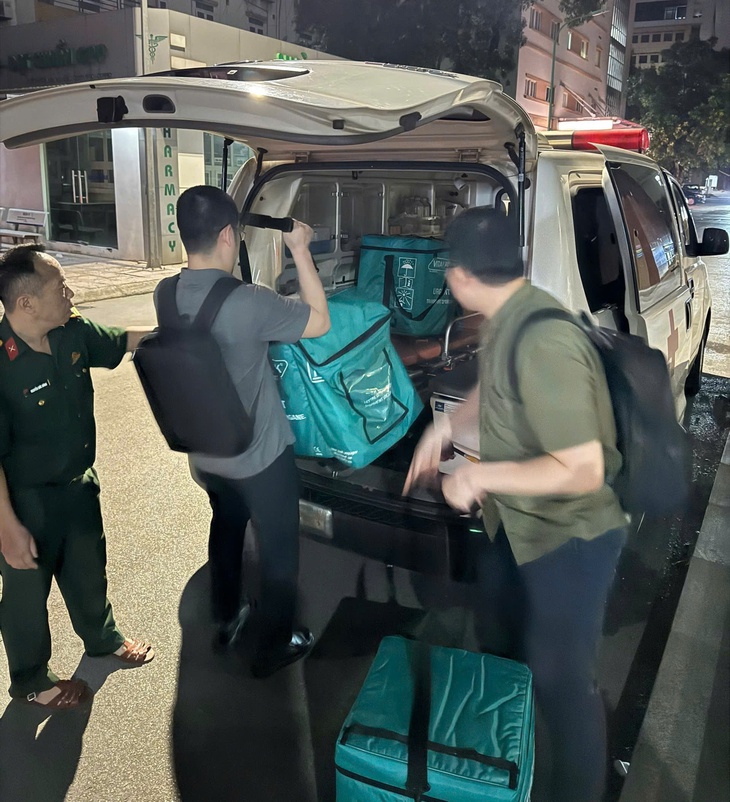 Hồi sinh đồng đội từ món quà vô giá của người hiến tạng- Ảnh 2.