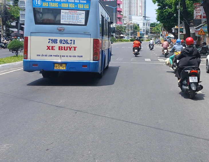 Mở thêm tuyến buýt từ Nha Trang đi Ninh Thuận để người dân thuận tiện đi lại sau sáp nhập- Ảnh 1. Mở thêm tuyến buýt từ Nha Trang đi Ninh Thuận để người dân thuận tiện đi lại sau sáp nhập- Ảnh 1.