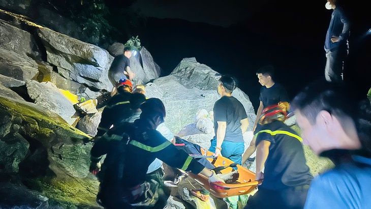 Đuối nước ở điểm du lịch tự phát, một người tử vong thương tâm- Ảnh 1. Đuối nước ở điểm du lịch tự phát, một người tử vong thương tâm- Ảnh 1.