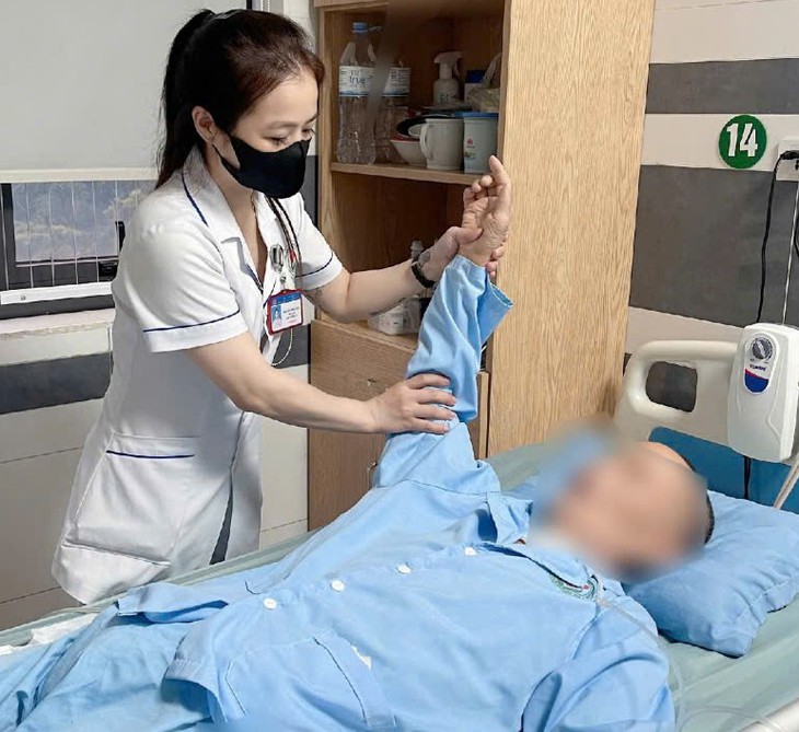 Y tế huyện cứu sống bệnh nhân hôn mê sau xuất huyết não- Ảnh 1. Y tế huyện cứu sống bệnh nhân hôn mê sau xuất huyết não- Ảnh 1.