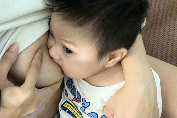 5 bí quyết chăm sóc ngực mẹ sau sinh giúp tránh tắc tia sữa, nứt núm vú- Ảnh 1. 5 bí quyết chăm sóc ngực mẹ sau sinh giúp tránh tắc tia sữa, nứt núm vú- Ảnh 1.