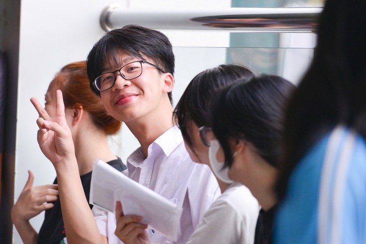 Sĩ tử cả nước tự tin chinh phục môn Toán kỳ thi tốt nghiệp THPT 2025- Ảnh 4.