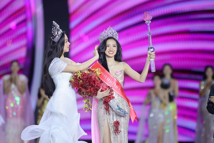 Người đẹp quê Phú Yên Hà Trúc Linh đăng quang Hoa hậu Việt Nam 2024- Ảnh 1.