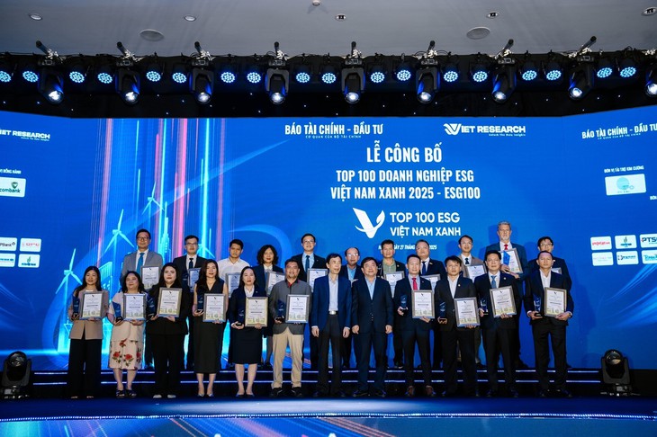Tôn vinh gần 200 doanh nghiệp xanh và đổi mới sáng tạo tiêu biểu năm 2025- Ảnh 1.