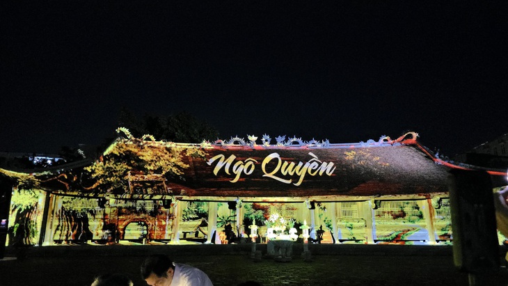 Đình Hàng Kênh trên 300 tuổi huyền ảo trong tour du lịch đêm đầu tiên ở Hải Phòng- Ảnh 1. Đình Hàng Kênh trên 300 tuổi huyền ảo trong tour du lịch đêm đầu tiên ở Hải Phòng- Ảnh 1.