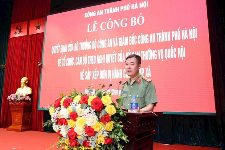 Hà Nội công bố quyết định của Bộ trưởng Bộ Công an về tổ chức cán bộ 126 đơn vị hành chính cấp xã- Ảnh 3. Hà Nội công bố quyết định của Bộ trưởng Bộ Công an về tổ chức cán bộ 126 đơn vị hành chính cấp xã- Ảnh 3.