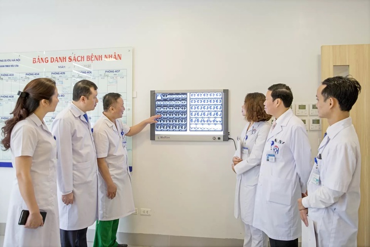 Khám chữa bệnh từ xa góp phần giảm tải cho các bệnh viện tuyến trên- Ảnh 2.