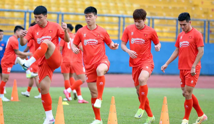 Đội tuyển Việt Nam: Những thử nghiệm của ông Kim Sang-sik- Ảnh 2.