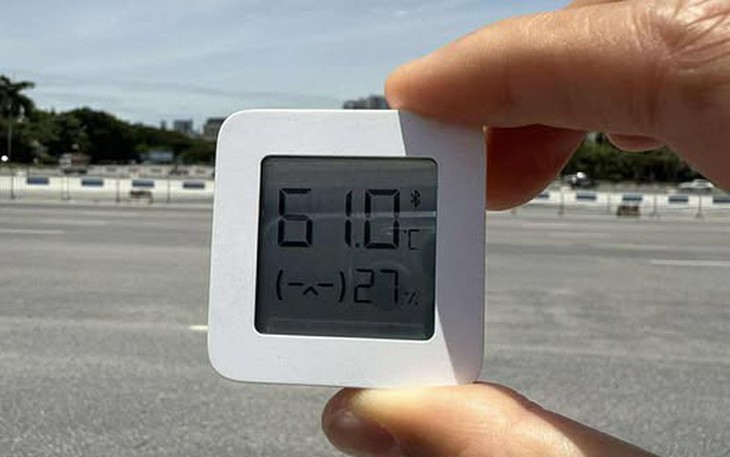Chuyên gia lý giải vì sao dự báo Hà Nội 40 độ mà đo nhiệt độ ngoài trời lên 61 độ?- Ảnh 2.