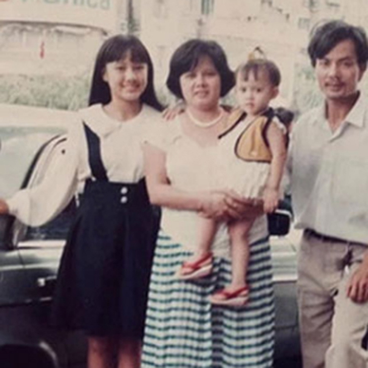 Mẹ ruột BTV Hoài Anh: Giảng viên trường đại học, tuổi hưu sống bình yên bên con cháu- Ảnh 5.