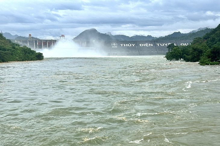 Đóng 1 cửa xả đáy thủy điện Tuyên Quang để đảm bảo an toàn cho hạ du- Ảnh 2.