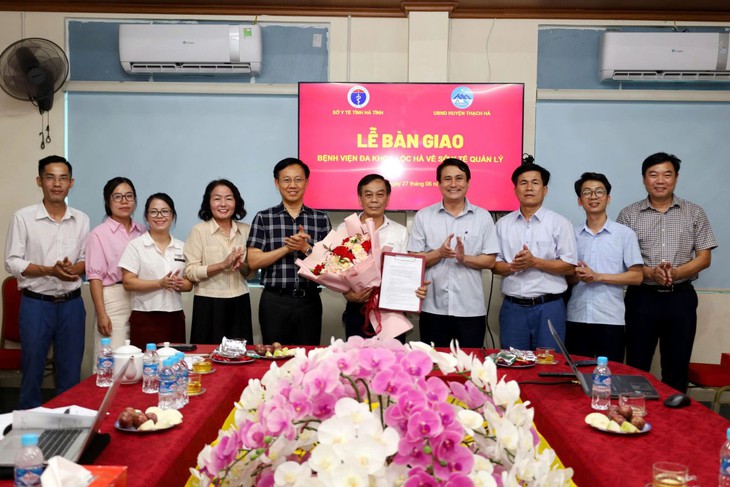 Hà Tĩnh hoàn tất việc chuyển giao các đơn vị y tế tuyến huyện- Ảnh 3. Hà Tĩnh hoàn tất việc chuyển giao các đơn vị y tế tuyến huyện- Ảnh 3.