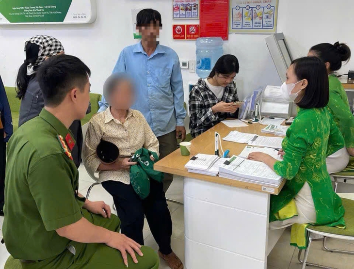 Nghe cán bộ giả danh gợi ý giúp 'không phải đi tù', cụ bà ở Hải Dương suýt mất 150 triệu đồng- Ảnh 1. Nghe cán bộ giả danh gợi ý giúp 'không phải đi tù', cụ bà ở Hải Dương suýt mất 150 triệu đồng- Ảnh 1.