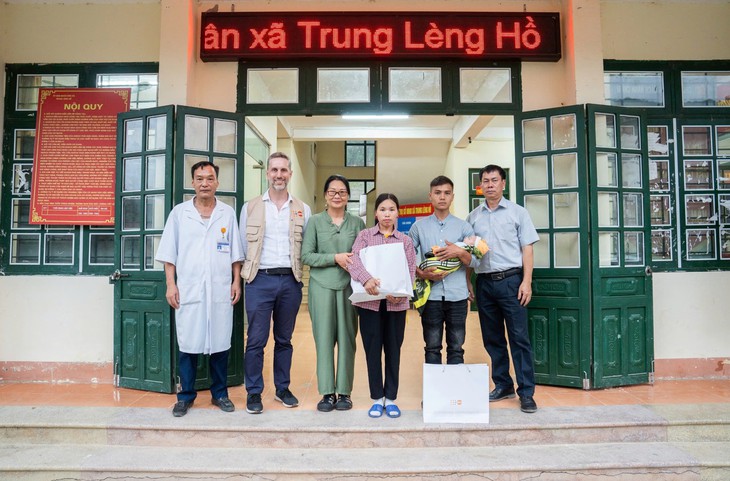 Phụ nữ và trẻ em vùng cao Lào Cai được trao cơ hội phục hồi sau thảm họa bão Yagi- Ảnh 2.