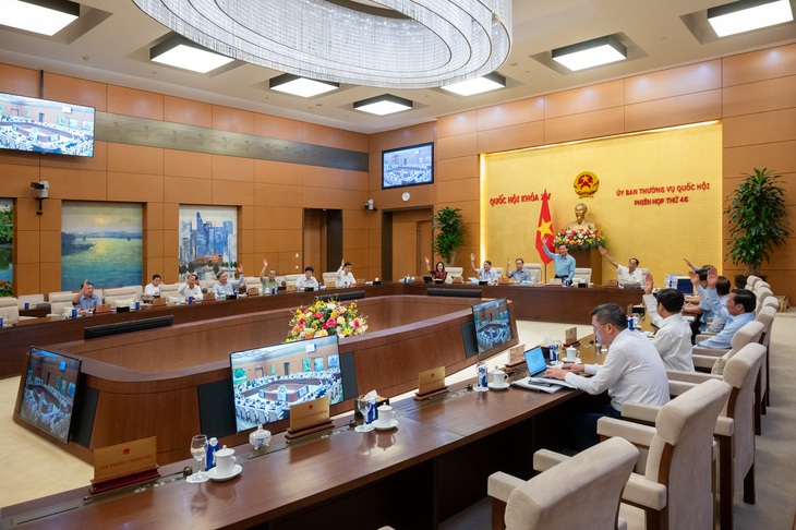 UBTVQH thông qua nguyên tắc các nghị quyết về sắp xếp ĐVHC cấp xã- Ảnh 1.