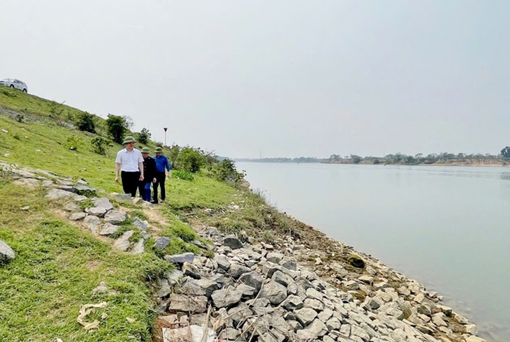 Hơn 1 triệu người bị đe dọa do sạt lở đê sông Chu- Ảnh 2. Hơn 1 triệu người bị đe dọa do sạt lở đê sông Chu- Ảnh 2.